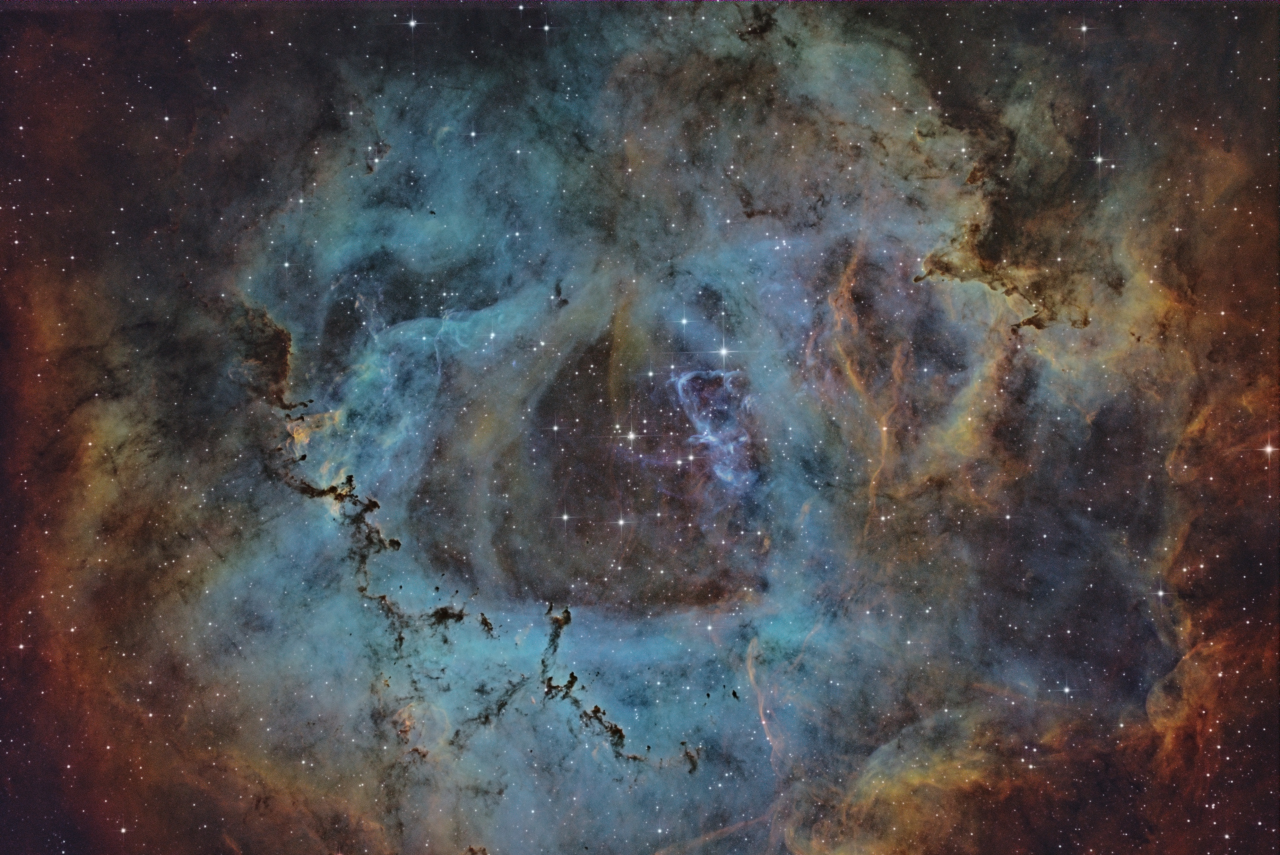 Rosette Nebula Ha 17x180s Ha 17x240s Oiii 25x180s Oiii 15x360s Sii3 28x180s Sii3 21x360s QuickEdit jpg