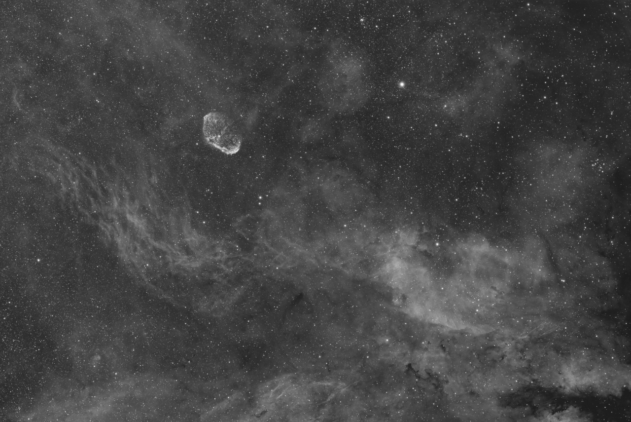 Crescent and sh2-108 - Ha6nmMaxFR