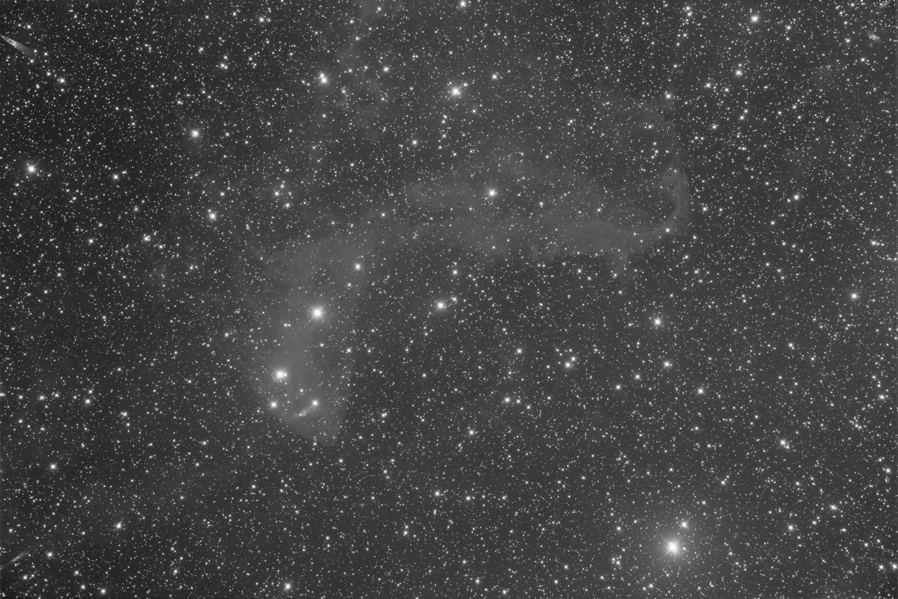 LBN 437 - Gecko Nebula - G